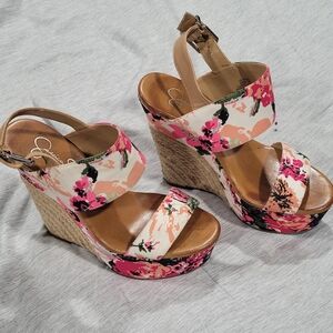 Jessica Simpson Floral Wedges Size 6